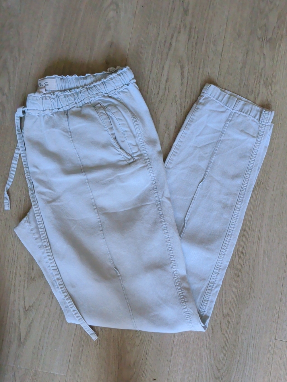 Per Se Light Gray Drawstring Jogger Pants